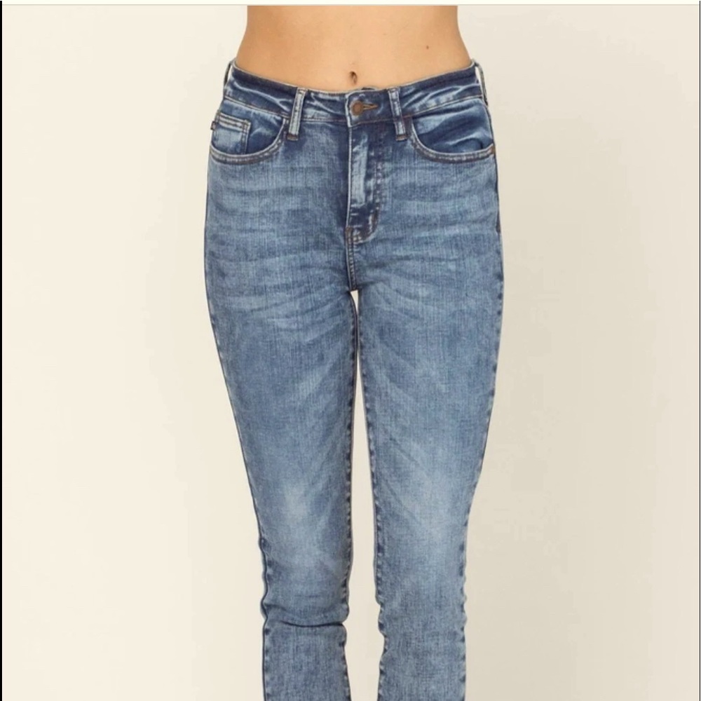 Judy Blue- acid washed- 7/28-High Waist Skinny Fit- NWT